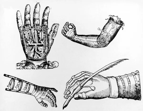 Plan de Prothèse en fer pour la mains au moyen âge.